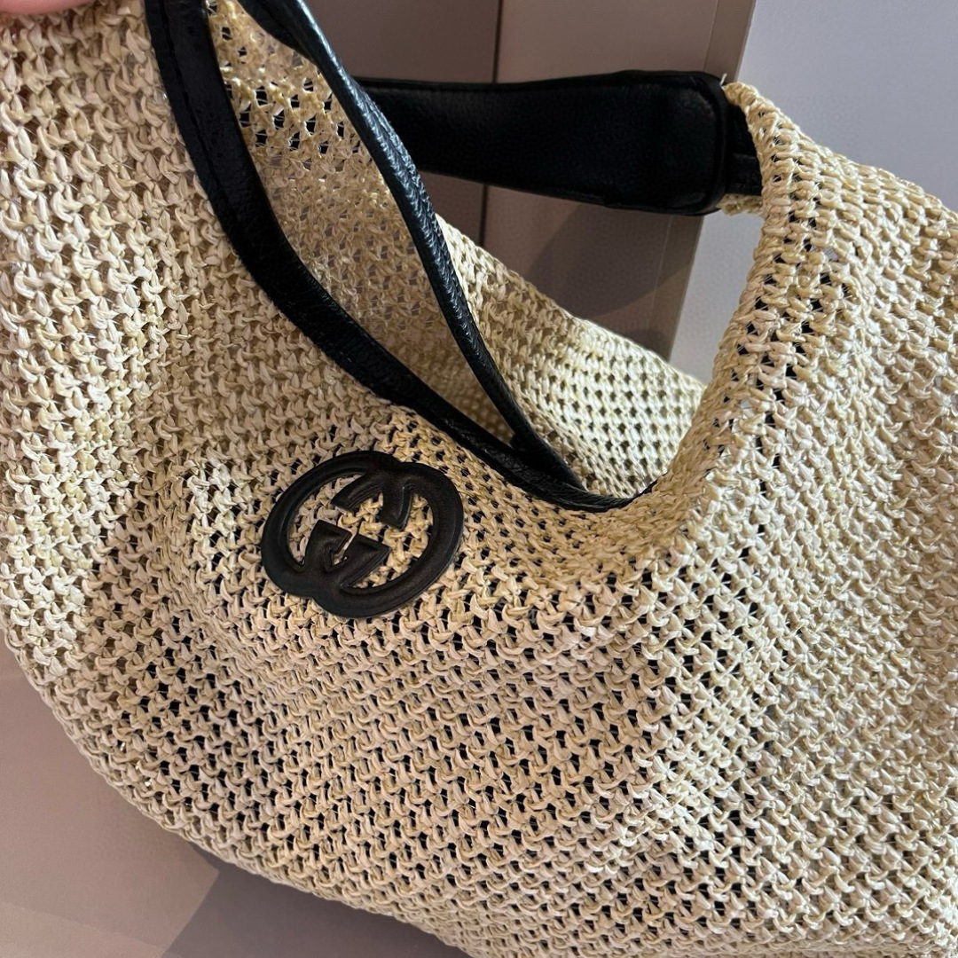 G style Straw bag