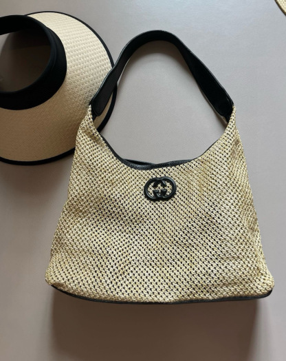 G style Straw bag