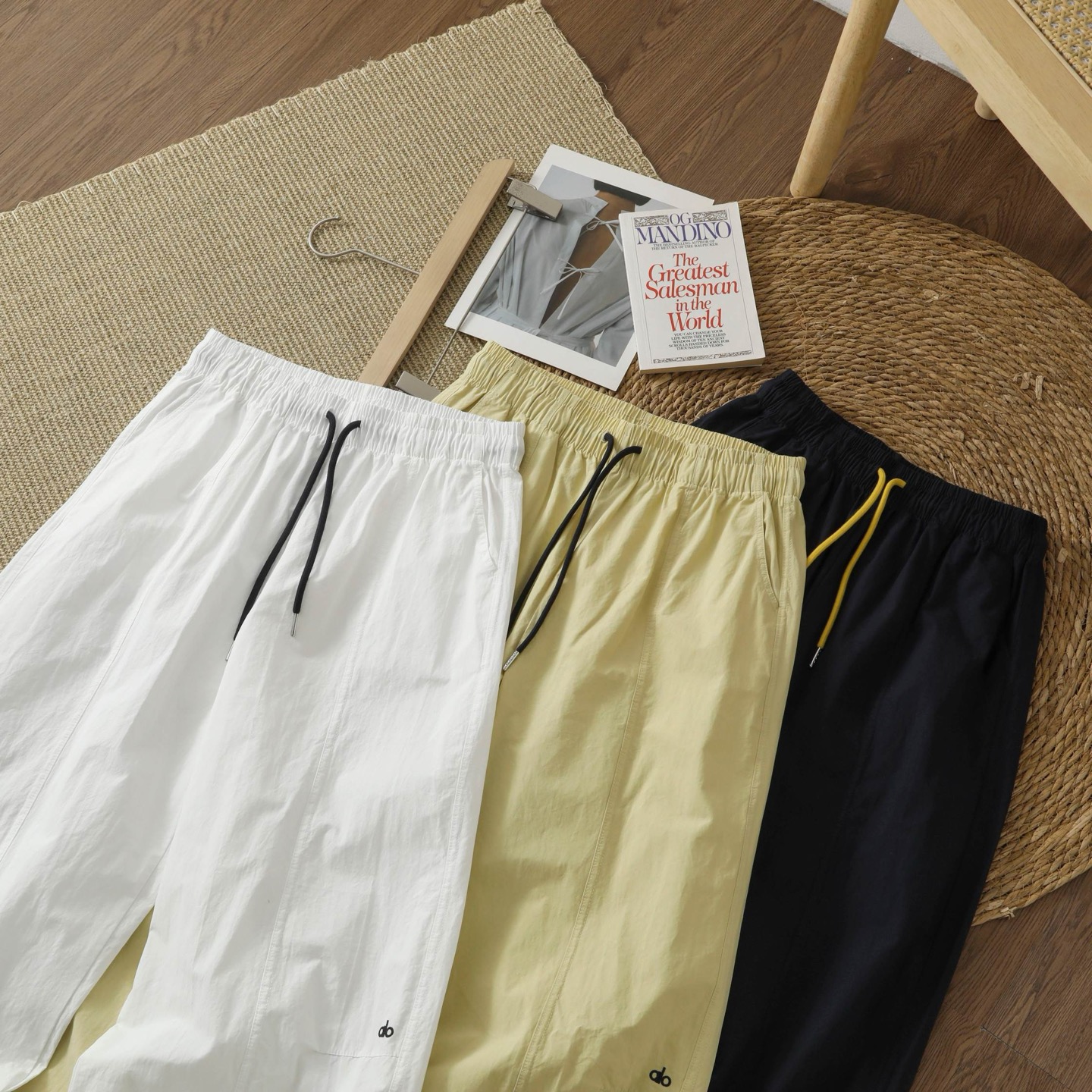 A style Drawstring Scimitar Balloon Pants