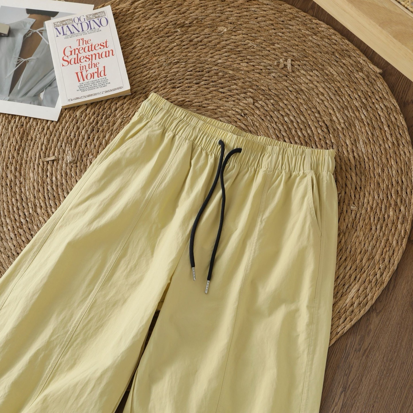 A style Drawstring Scimitar Balloon Pants