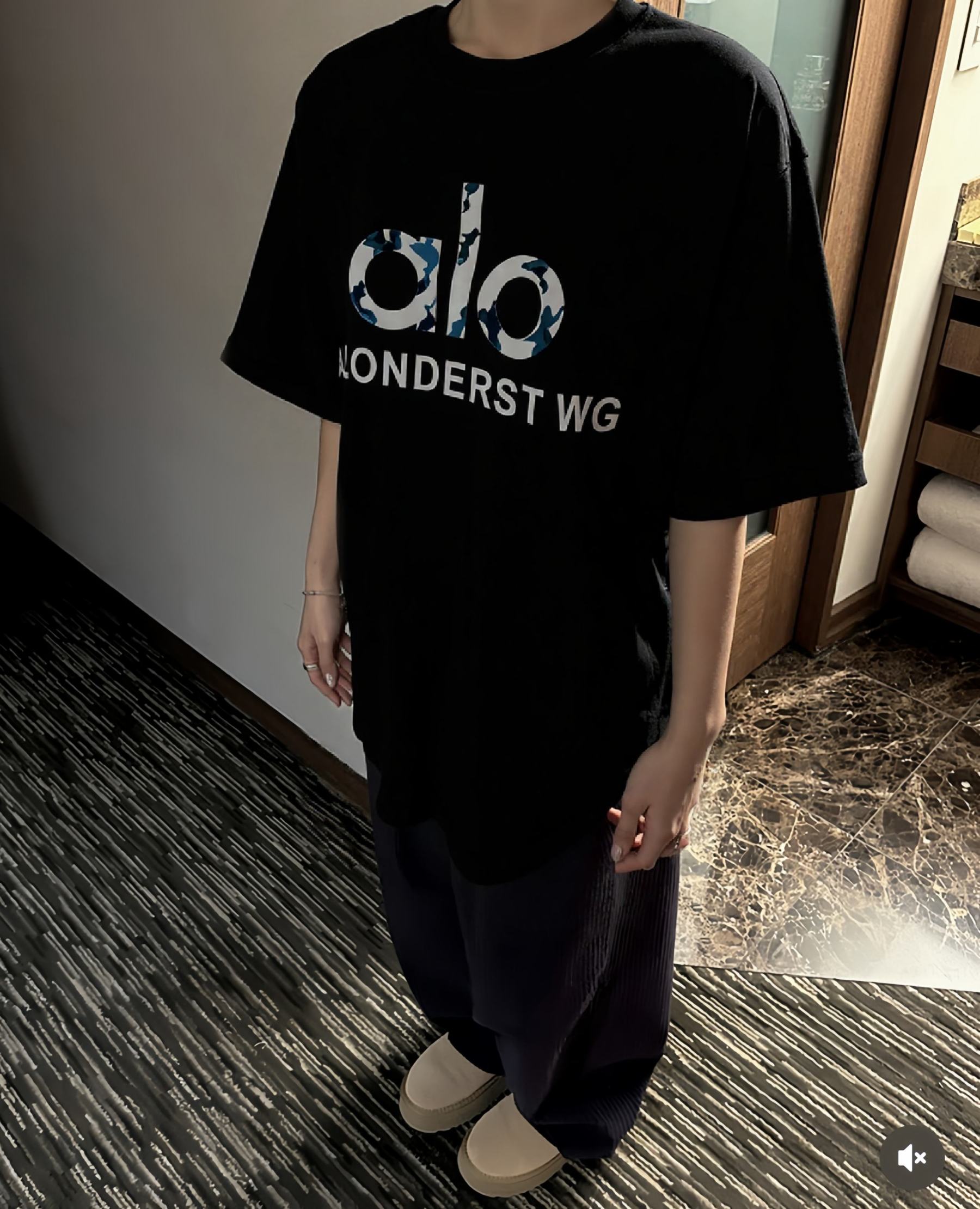 A style 3D disc print short-sleeved T-shirt