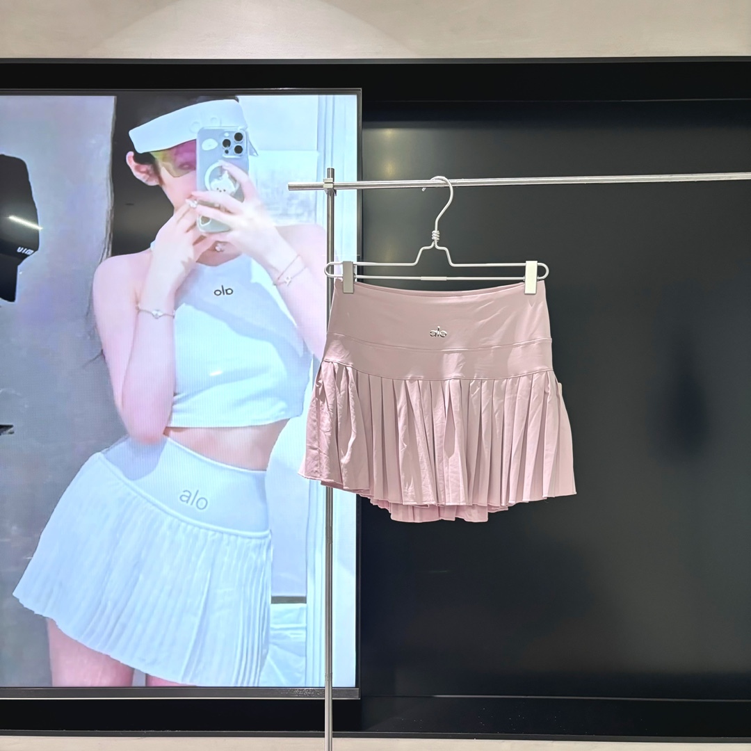 A style yoga skirt