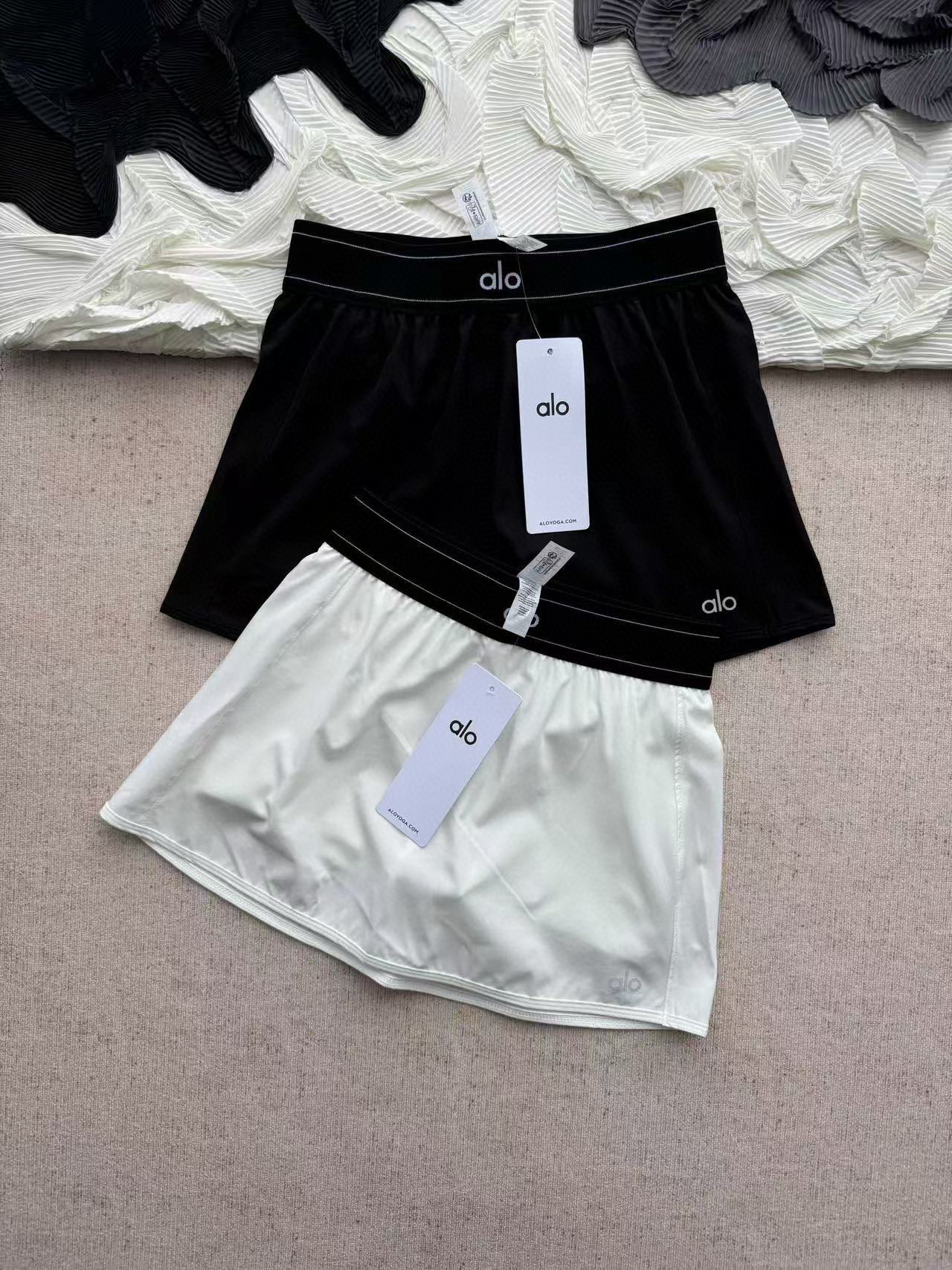 A style Shorts and skirts