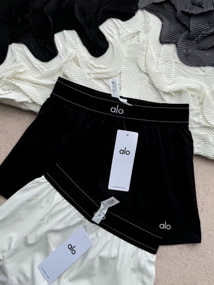 A style Shorts and skirts