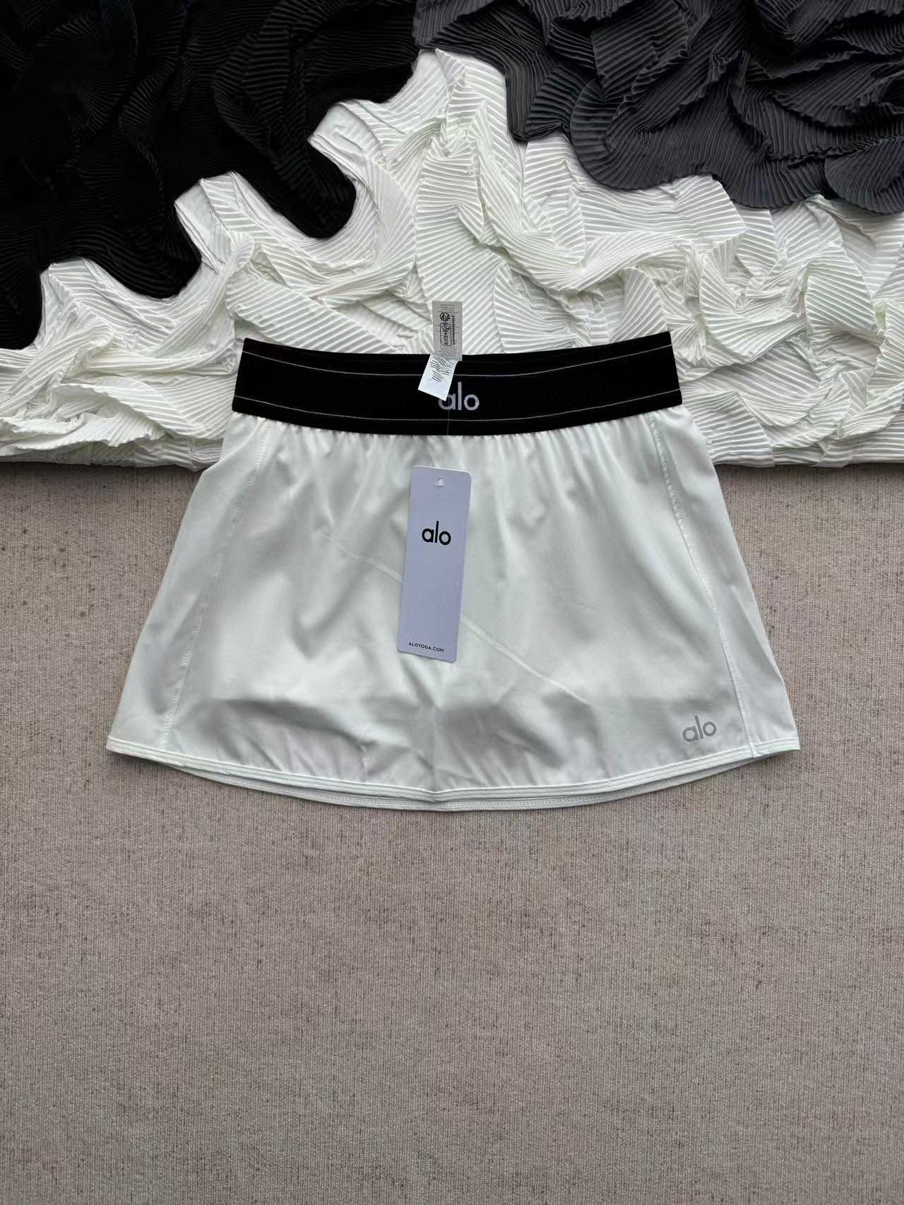 A style Shorts and skirts