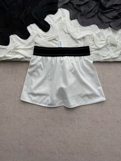 A style Shorts and skirts