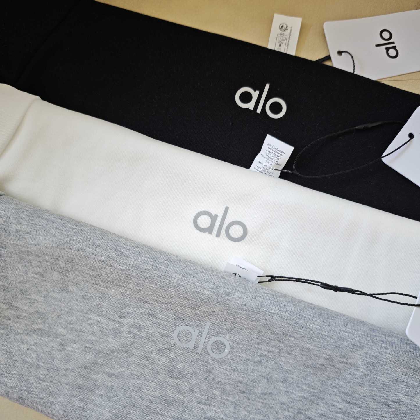 A style Slim-fit short sleeves