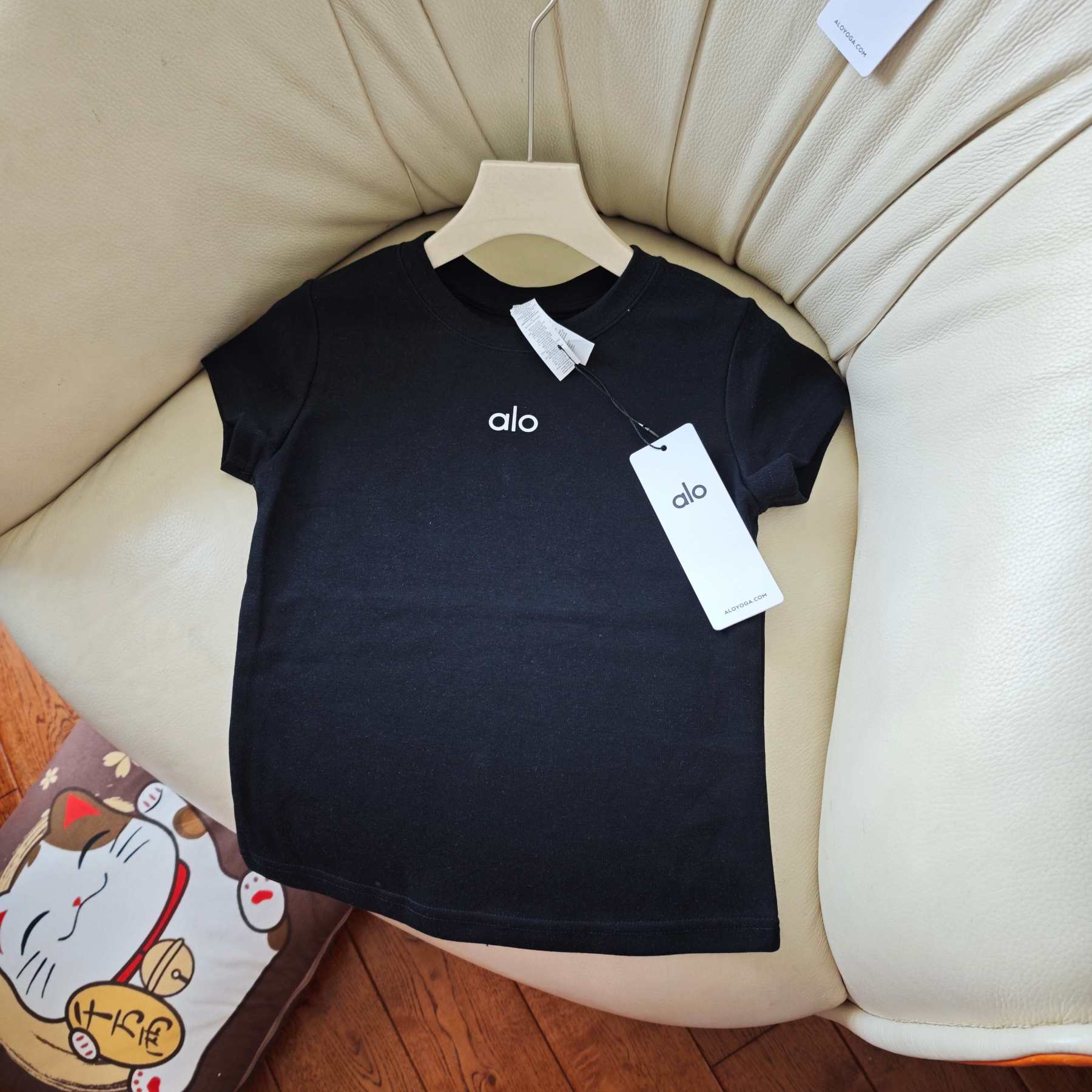 A style Slim-fit short sleeves