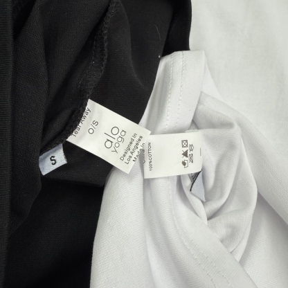 A style Round neck short sleeve T-shirt