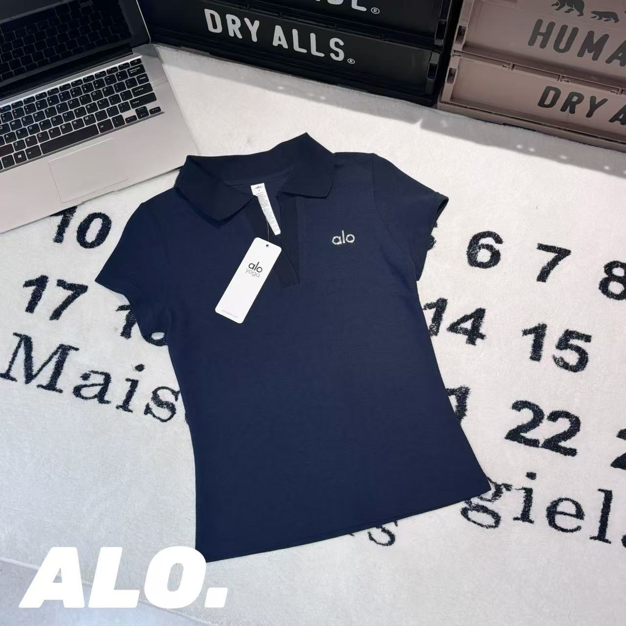 A style Lapel POLO shirt for women