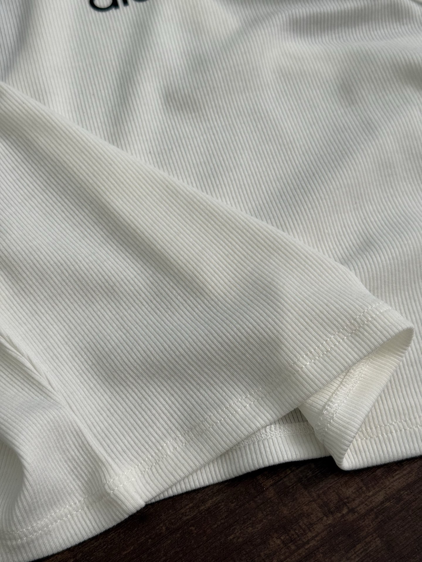 A style Short two-tone vest