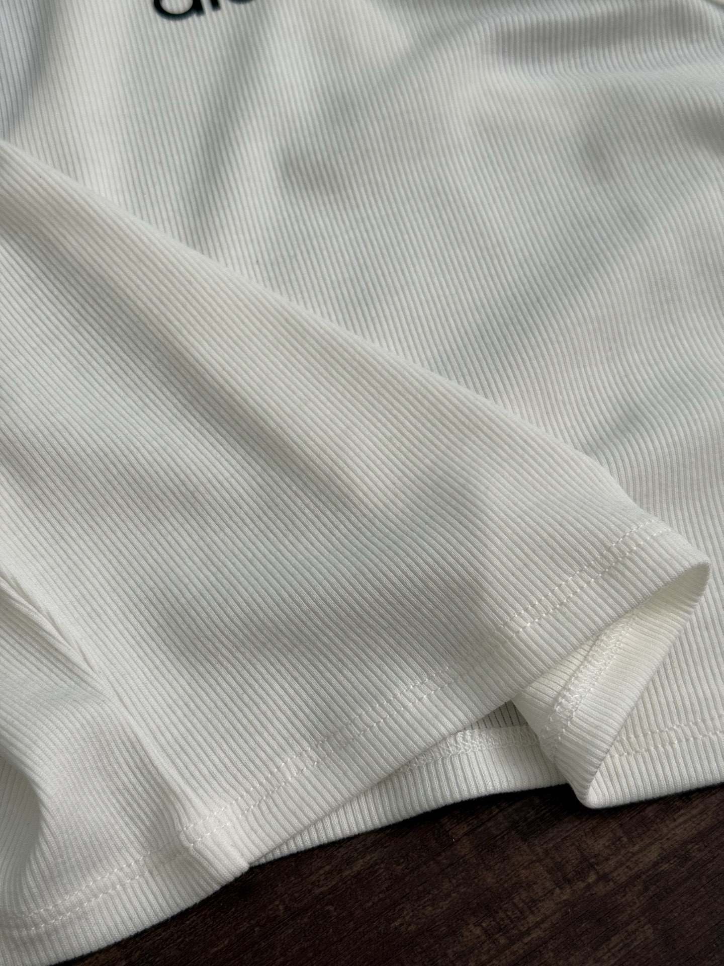 A style Short two-tone vest