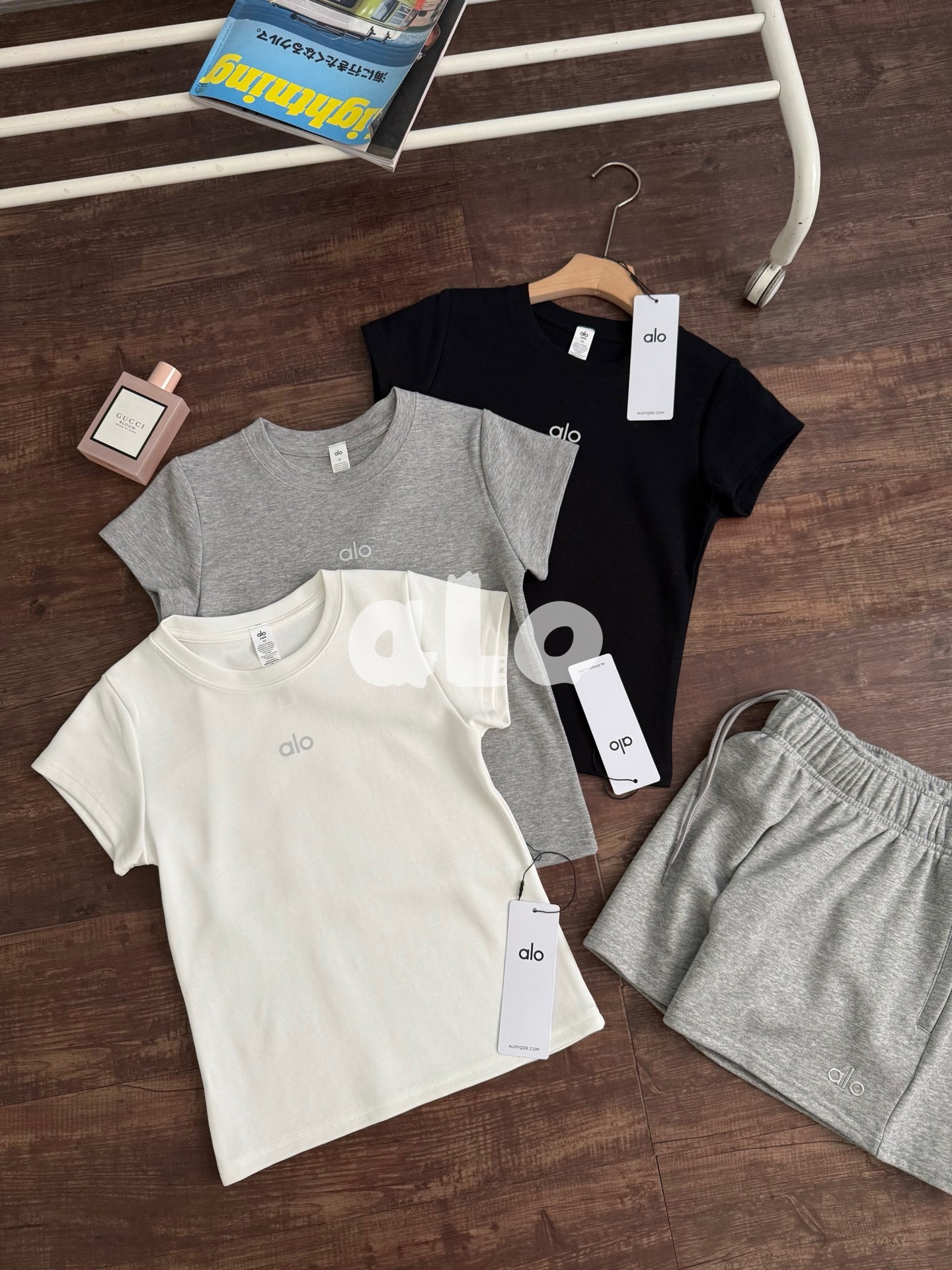 A style Cropped slim fit T-shirt