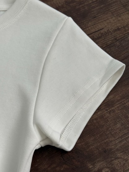 A style Cropped slim fit T-shirt