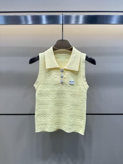 C style Lapel jacquard lettering knitted vest