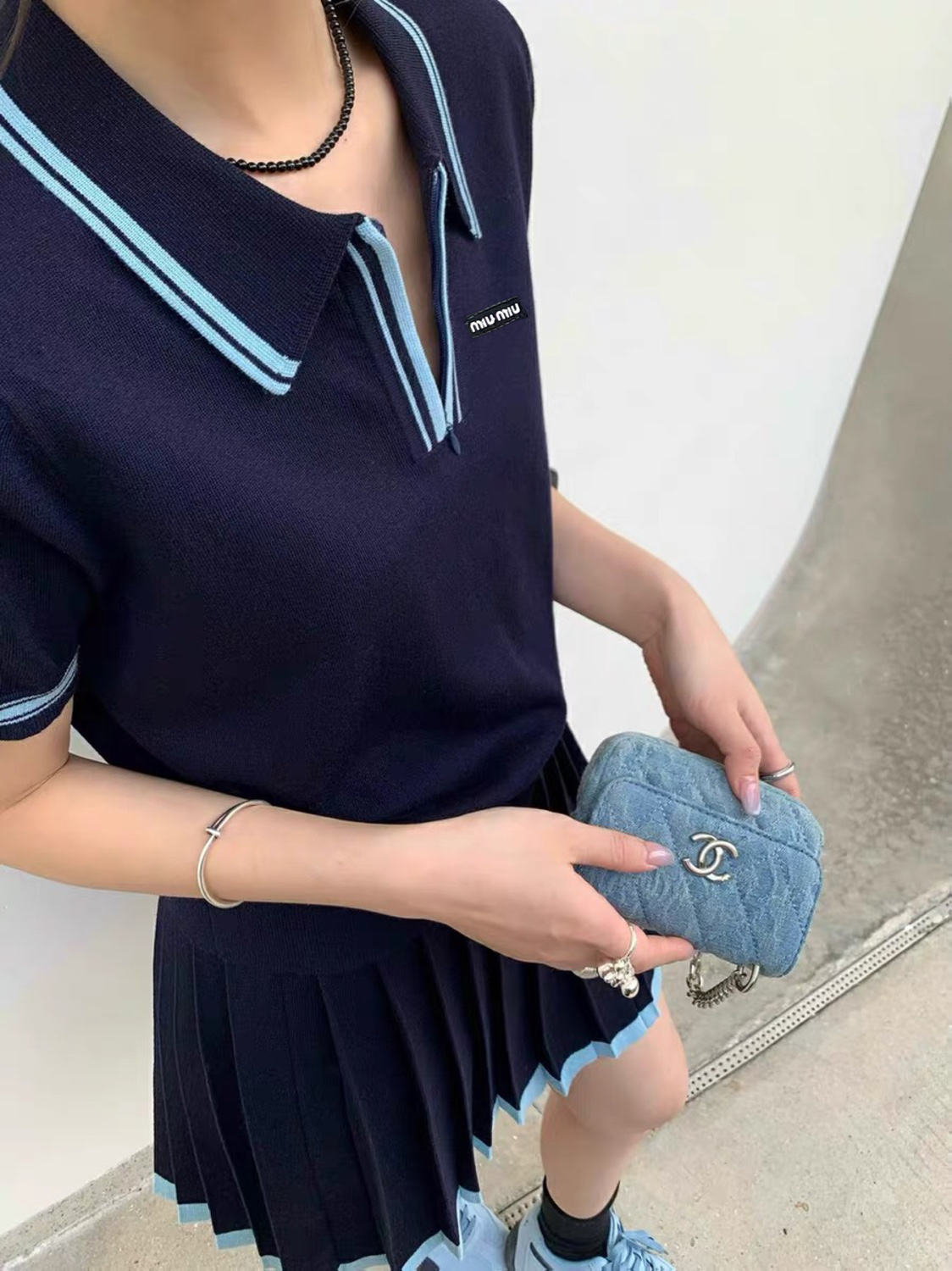 M style Small V collar knitted short sleeve + skirt two-piece suit