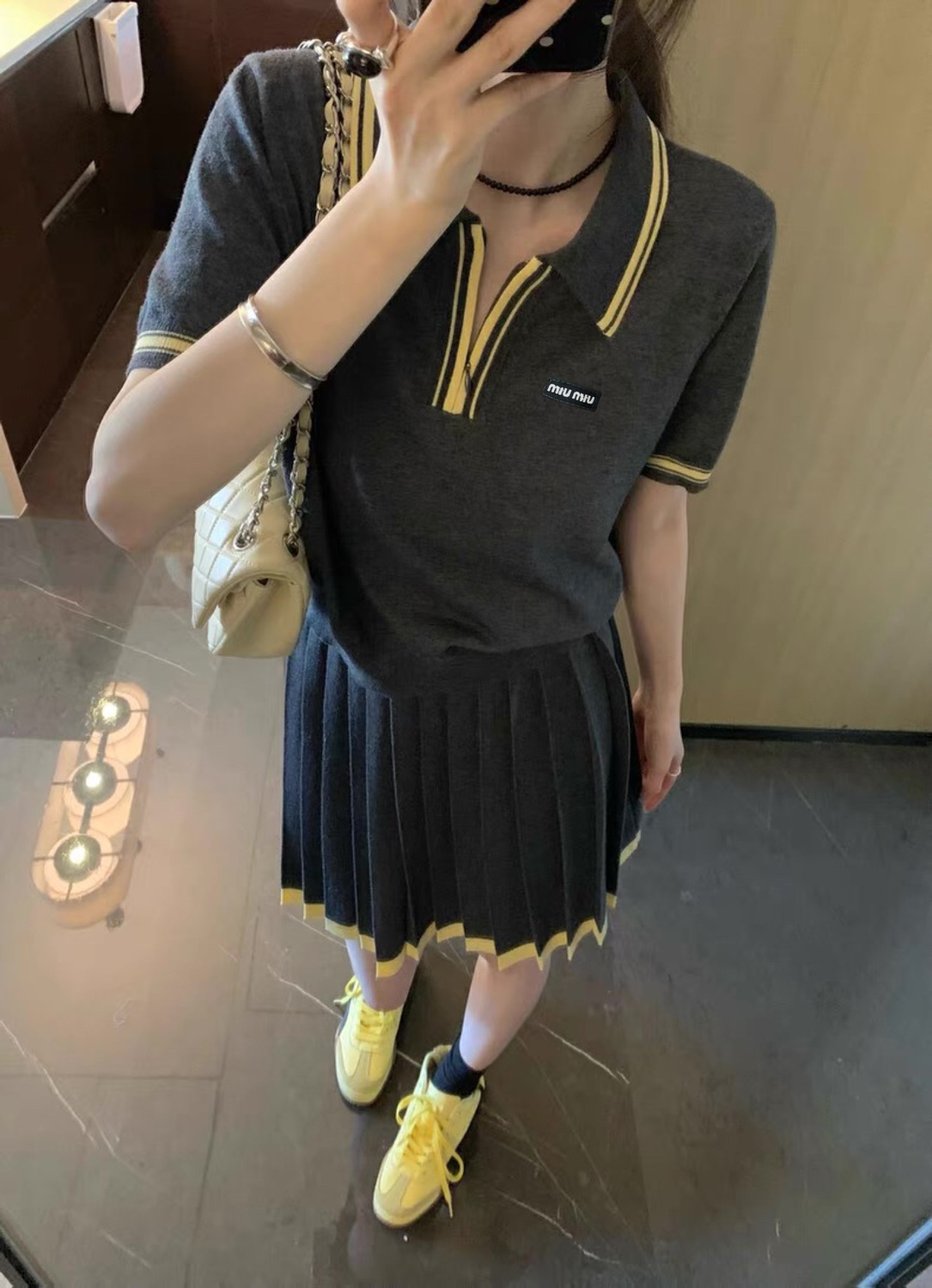 M style Small V collar knitted short sleeve + skirt two-piece suit