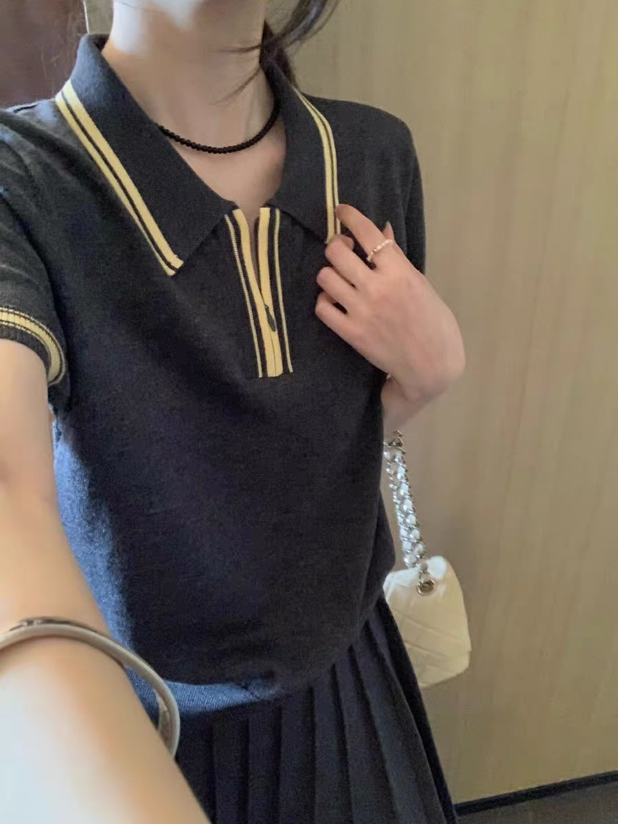 M style Small V collar knitted short sleeve + skirt two-piece suit