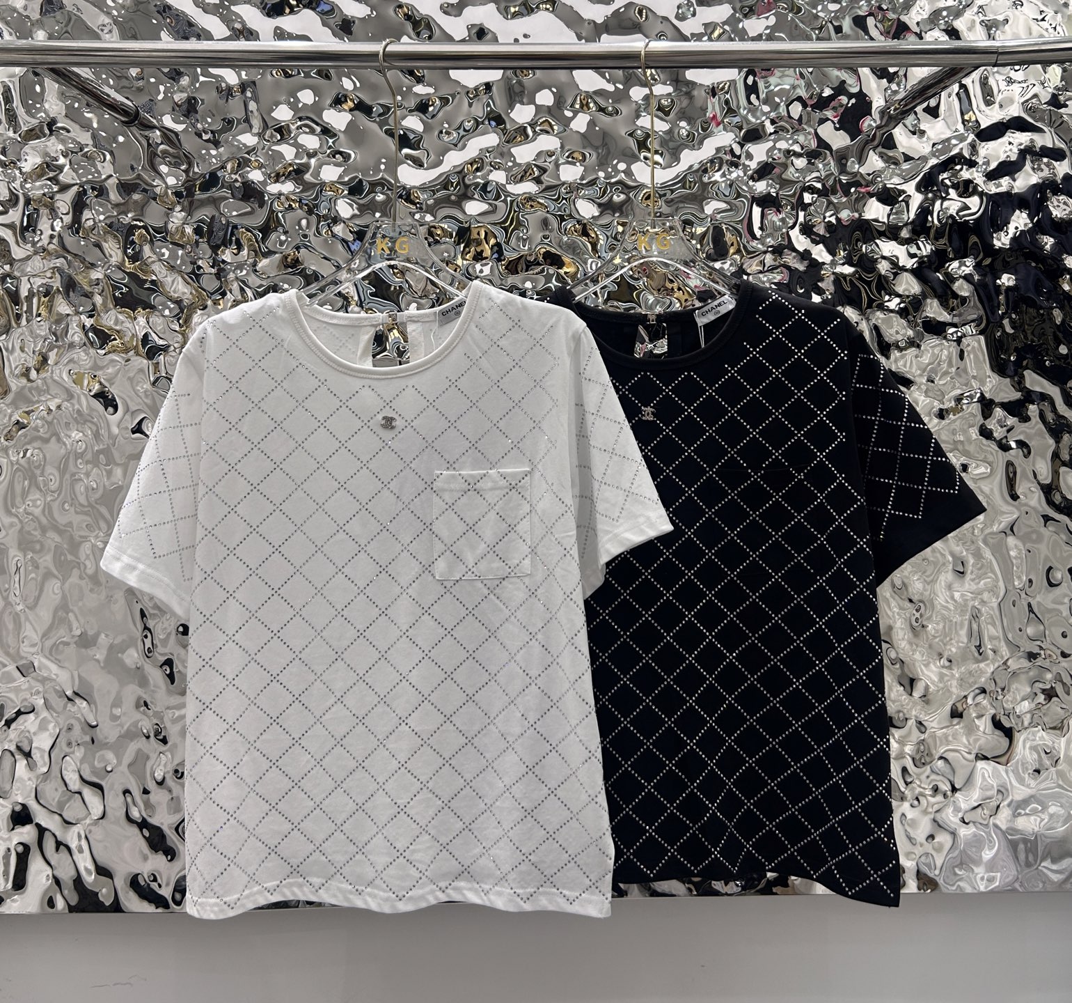 C style Rhinestone design T-shirt