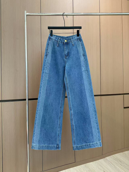 D style Washed jeans