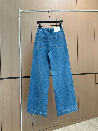 D style Washed jeans