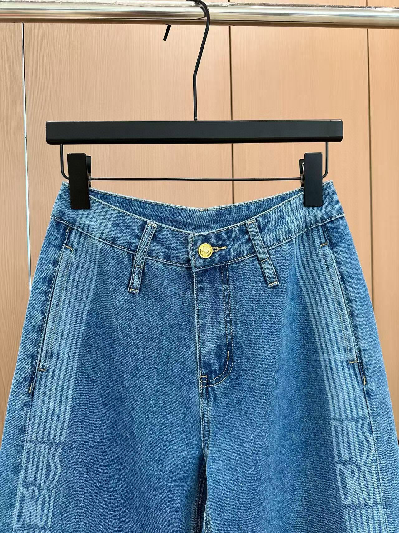 D style Washed jeans