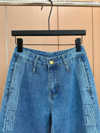 D style Washed jeans