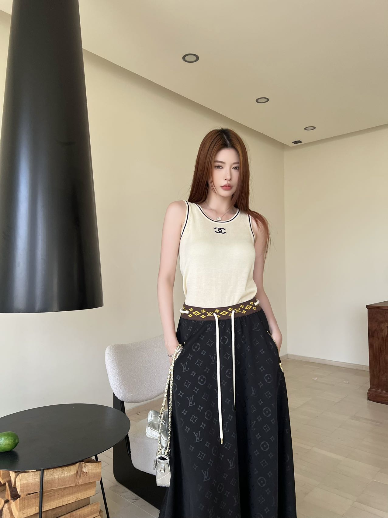 L style Solid color skirt