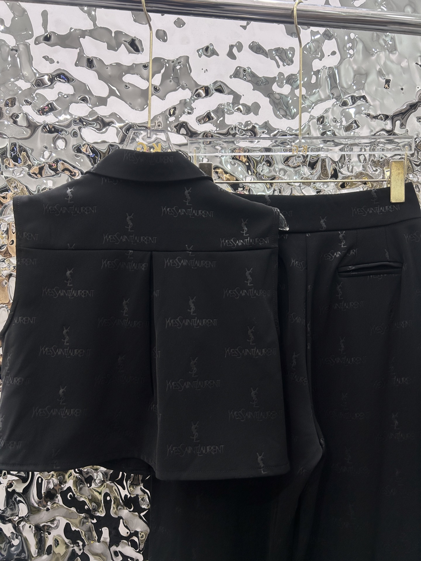 Y style Embroidered vest set