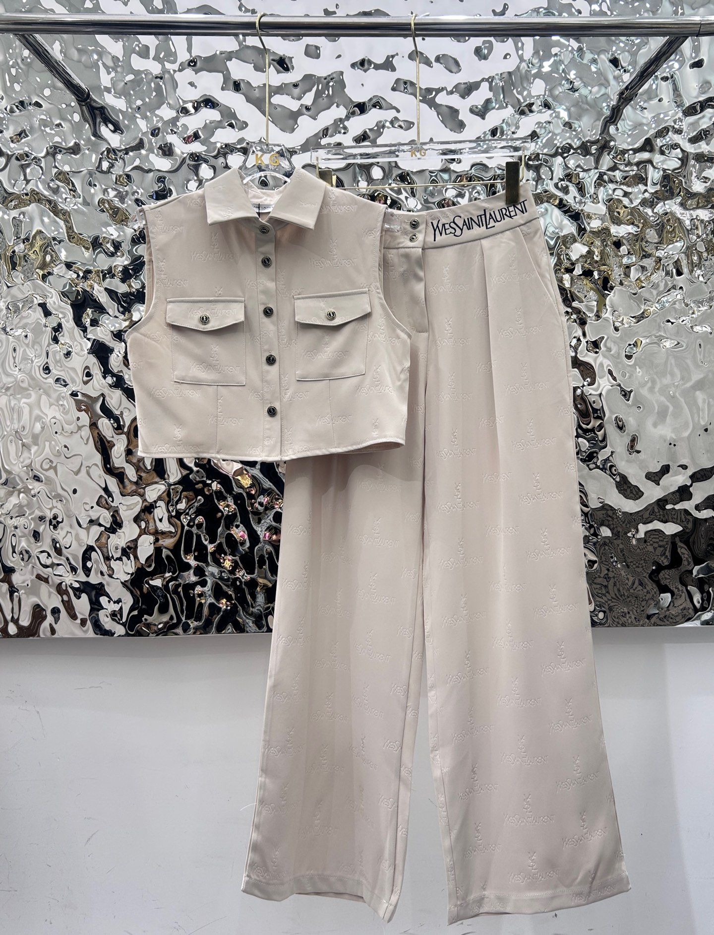 Y style Embroidered vest set
