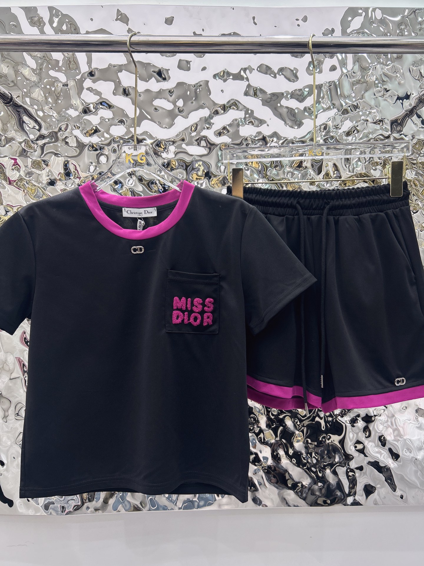D style Two piece suit