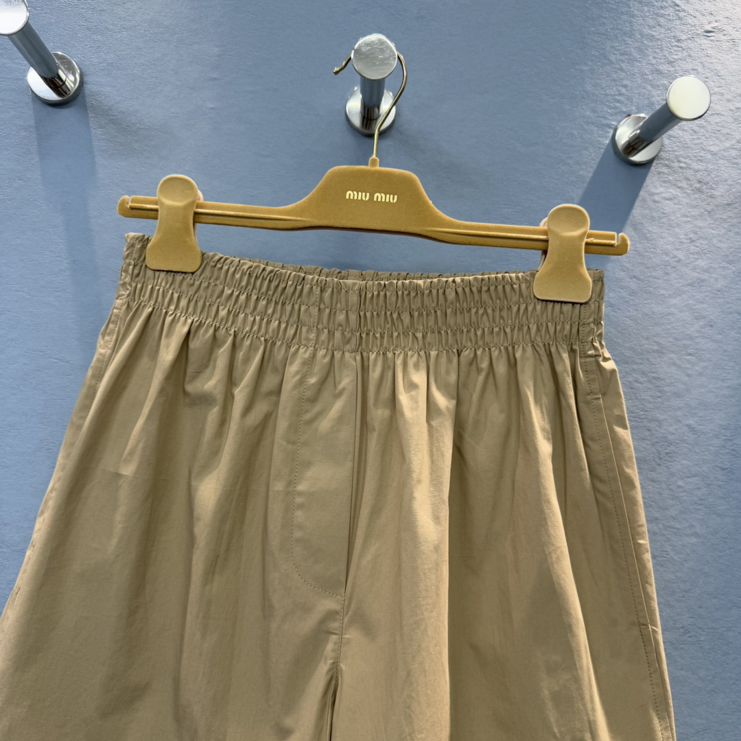 M style Short-sleeved shirt and shorts set