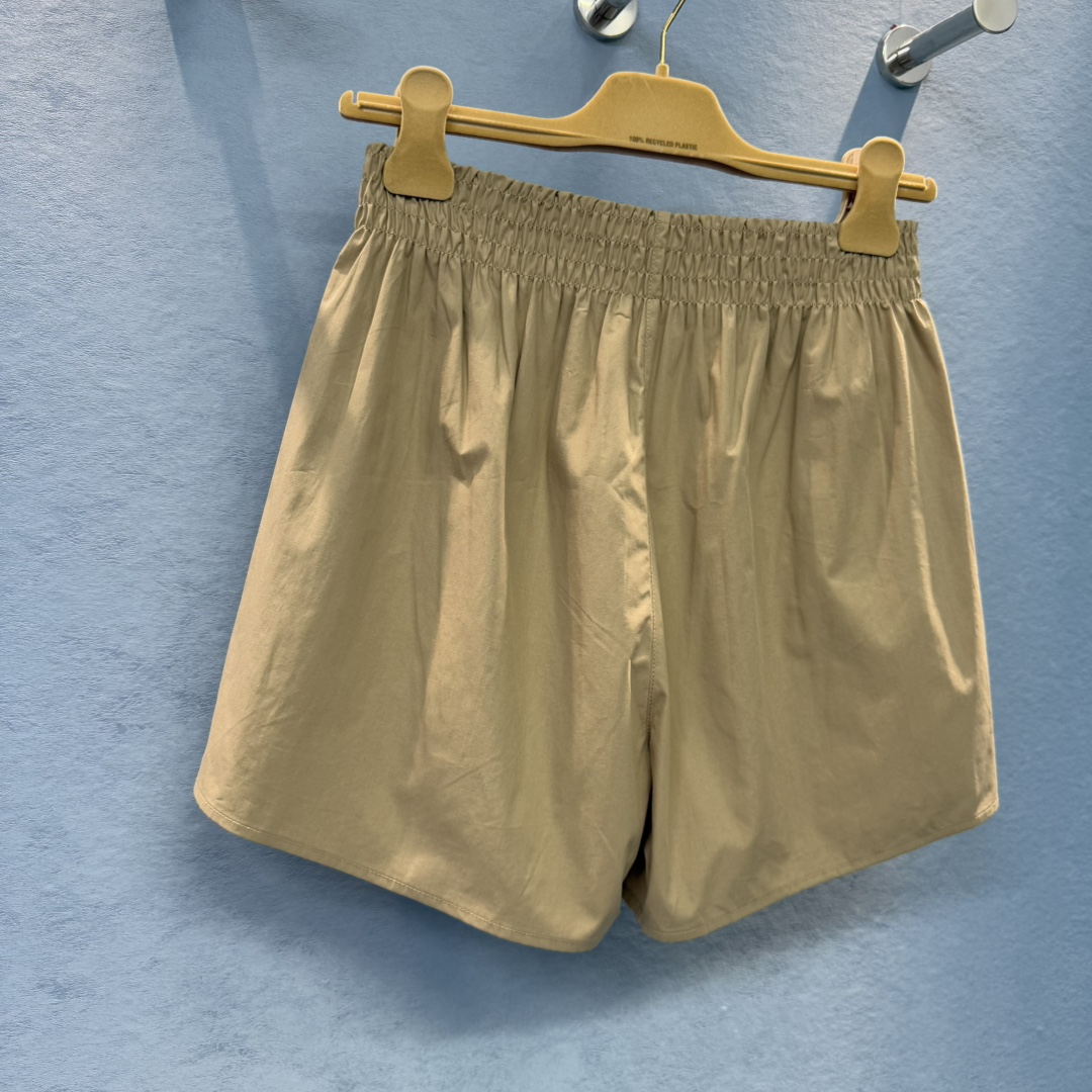 M style Short-sleeved shirt and shorts set
