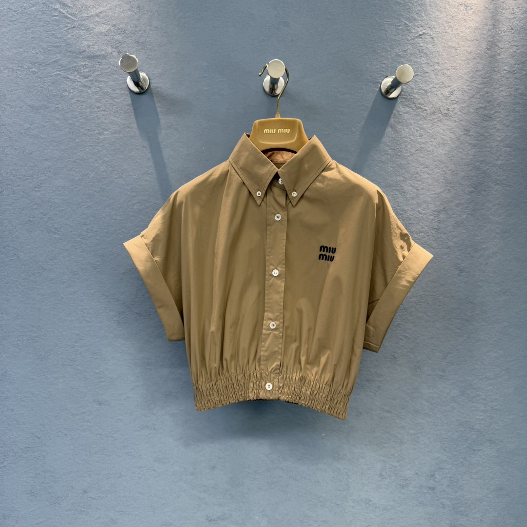 M style Short-sleeved shirt and shorts set