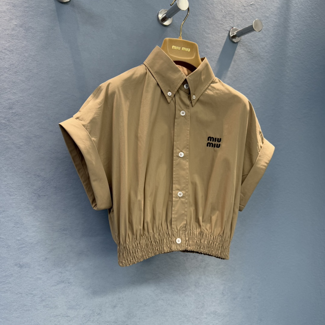 M style Short-sleeved shirt and shorts set
