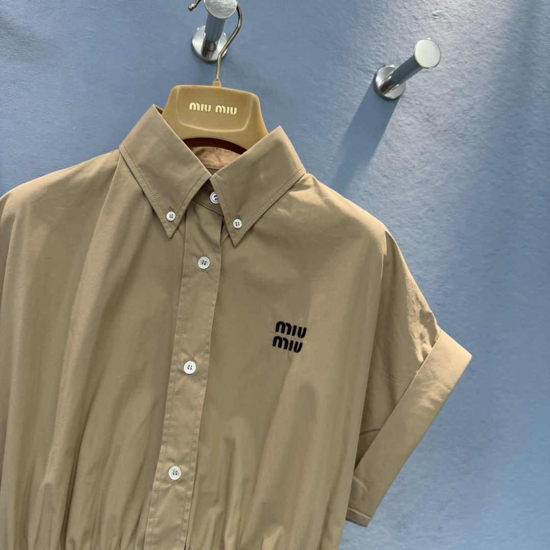 M style Short-sleeved shirt and shorts set