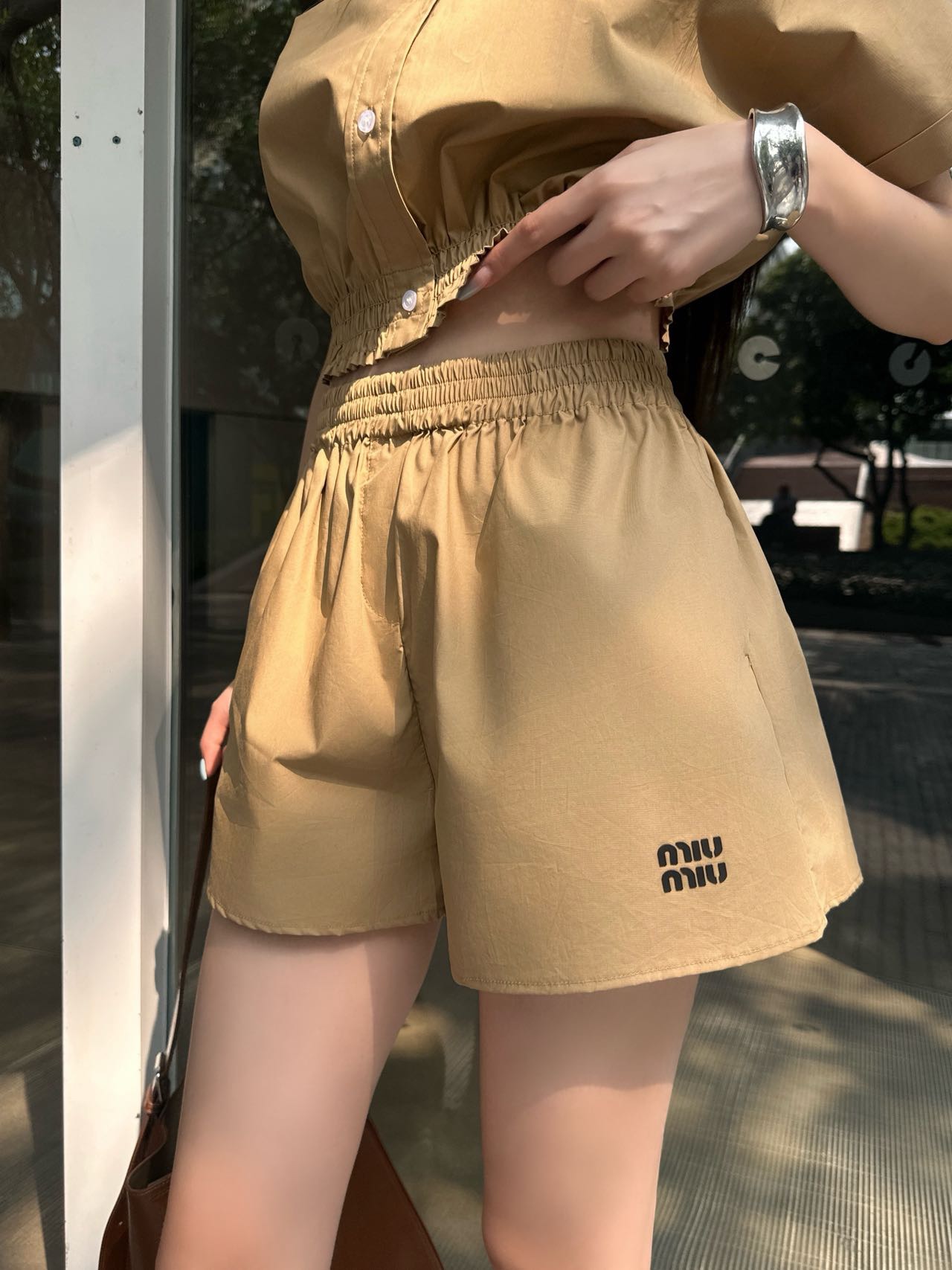 M style Short-sleeved shirt and shorts set