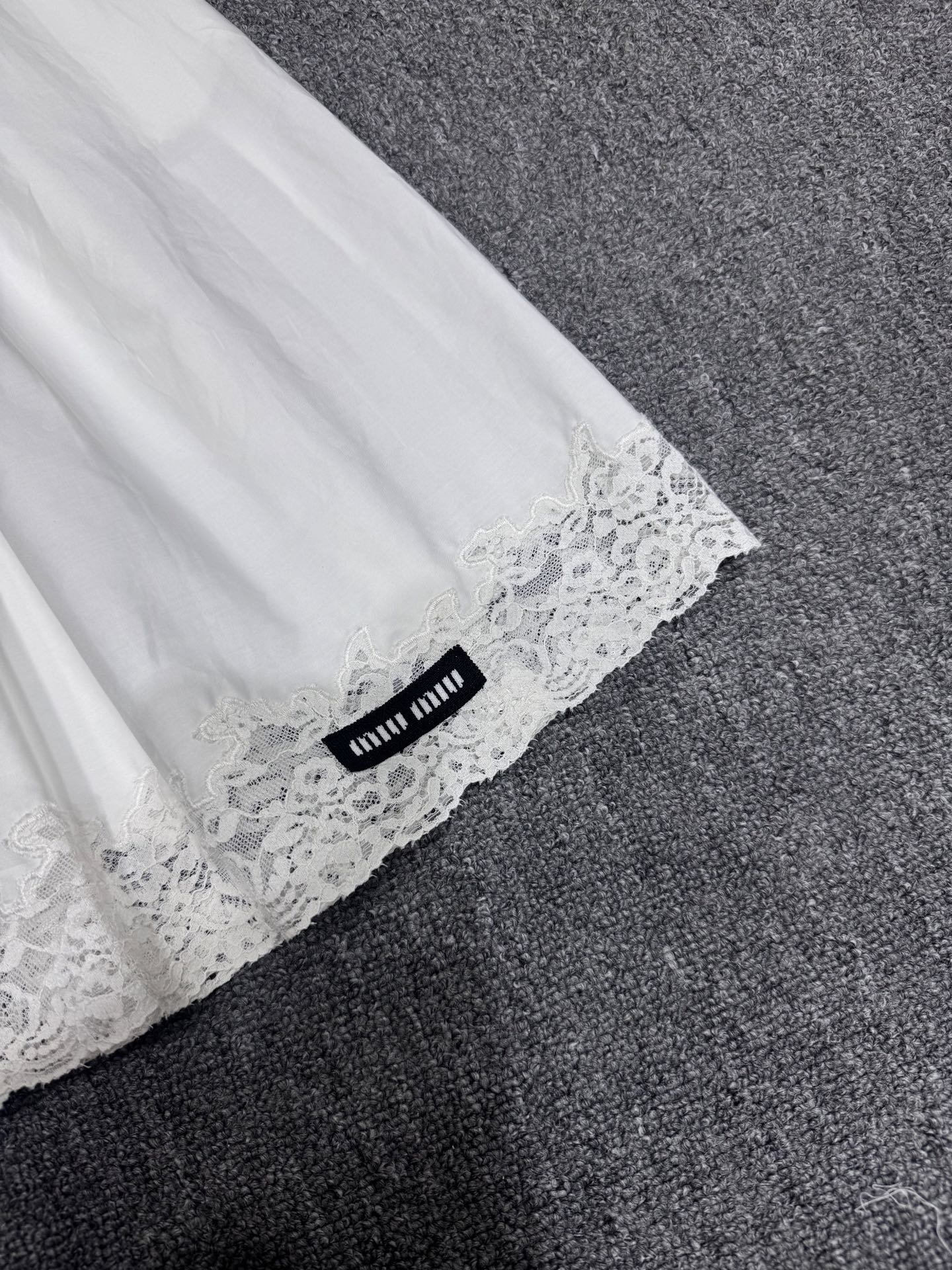 M style Lace skirt