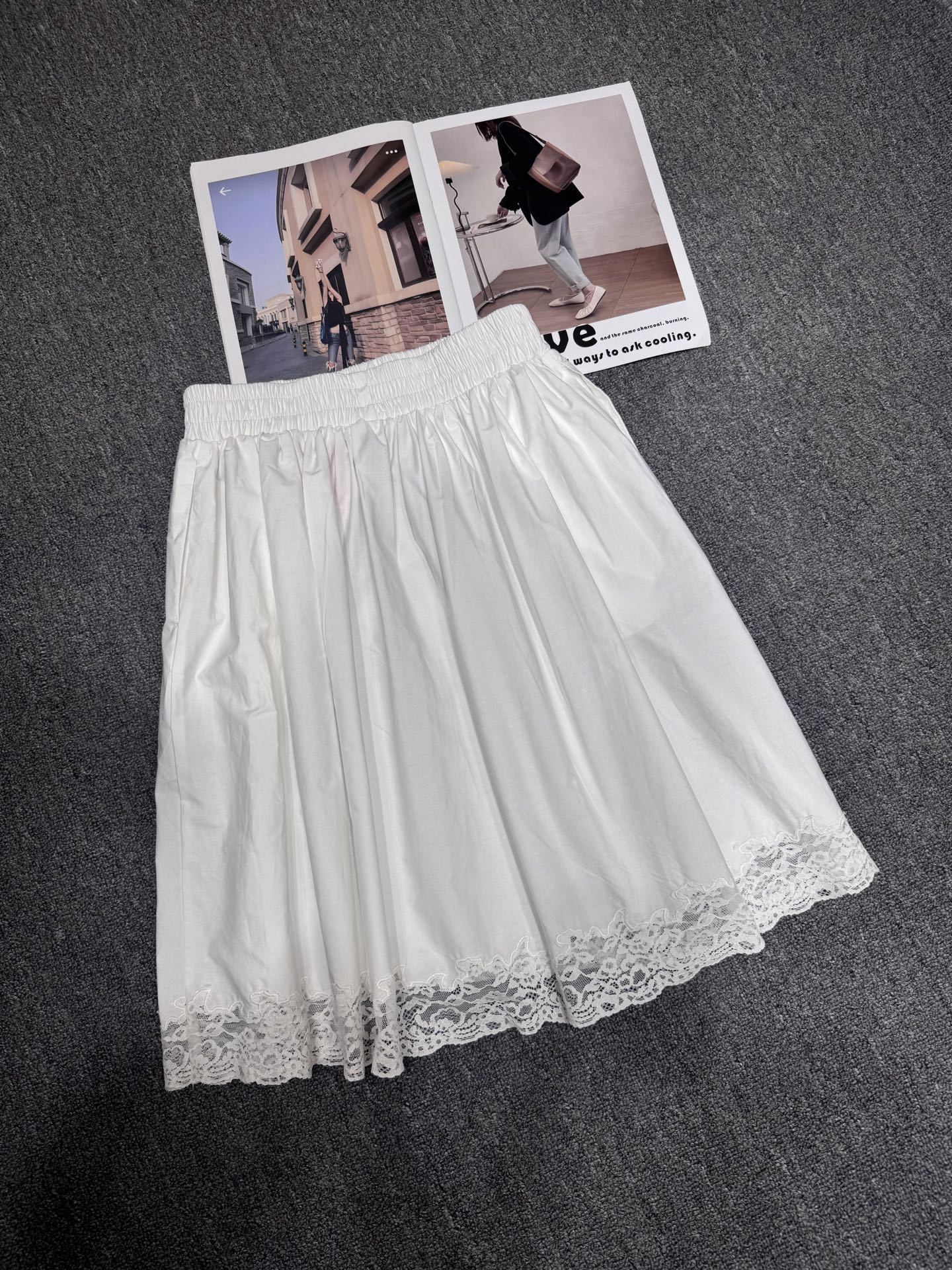 M style Lace skirt