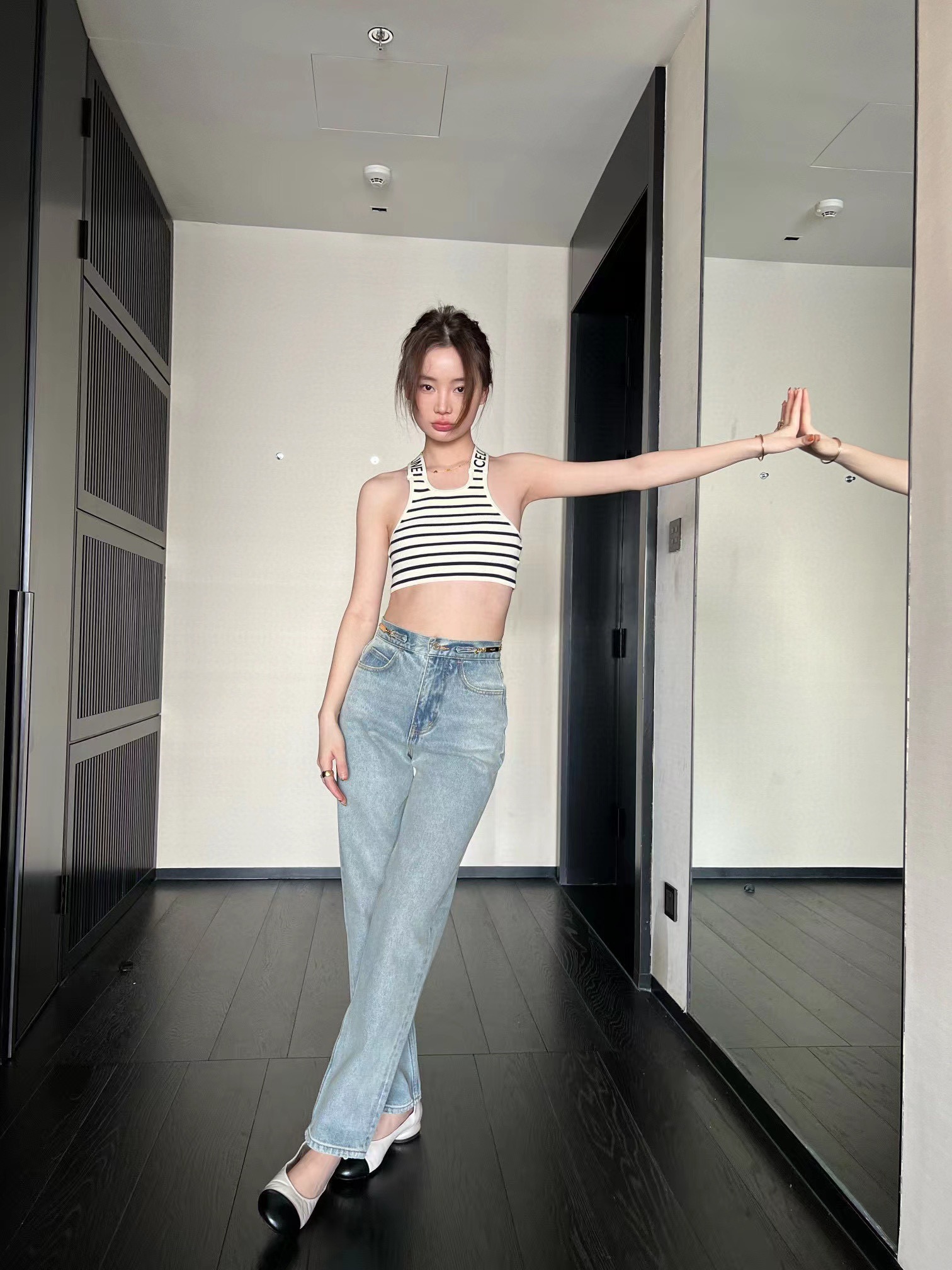 C style Striped cross vest