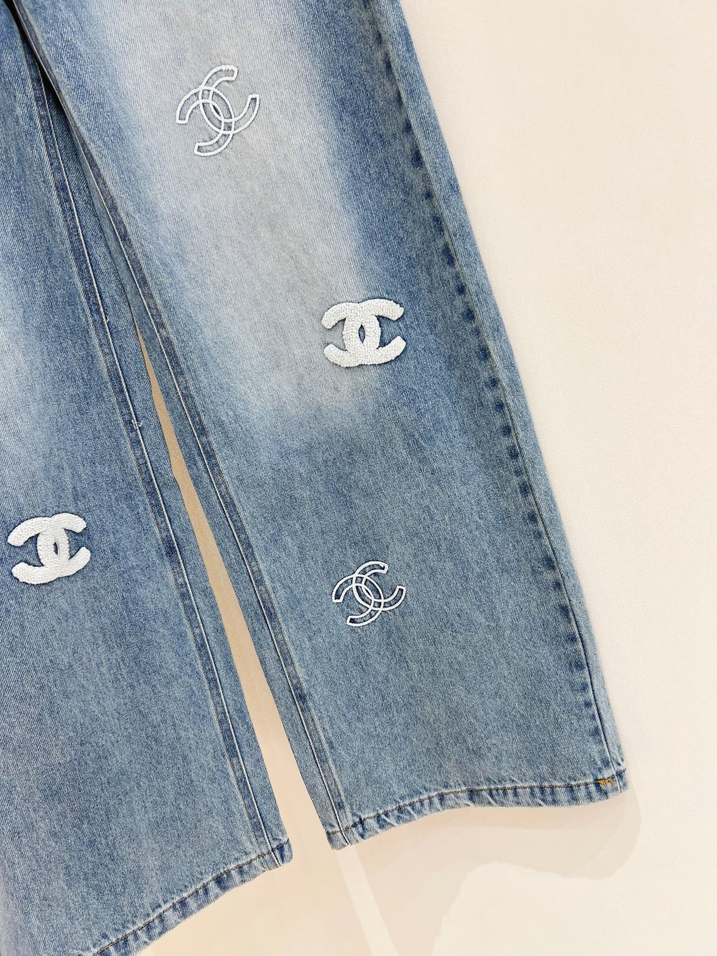 C style Double C logo casual jeans