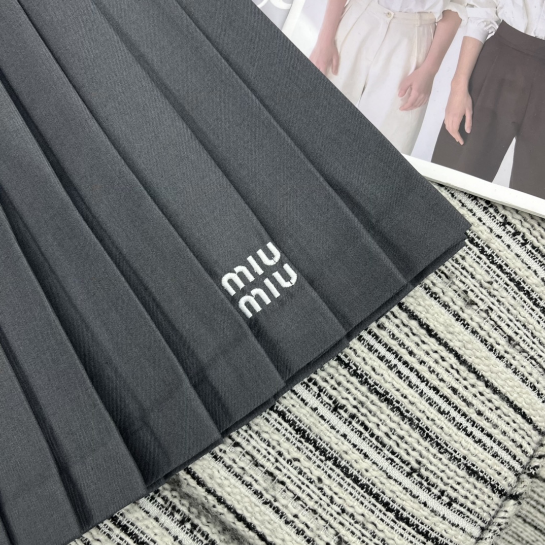 M style Skirts