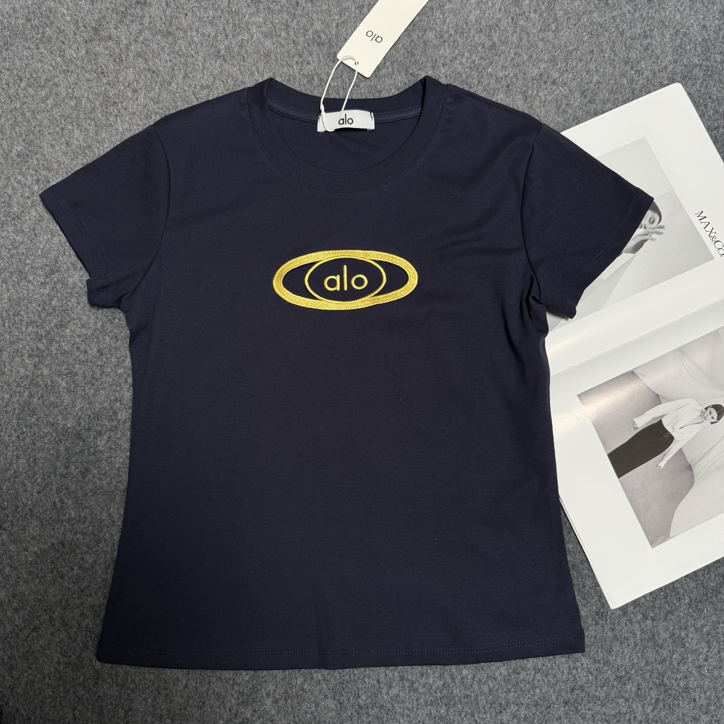 A style Embroidered Letters Hollow Waist Short Sleeve T-shirt