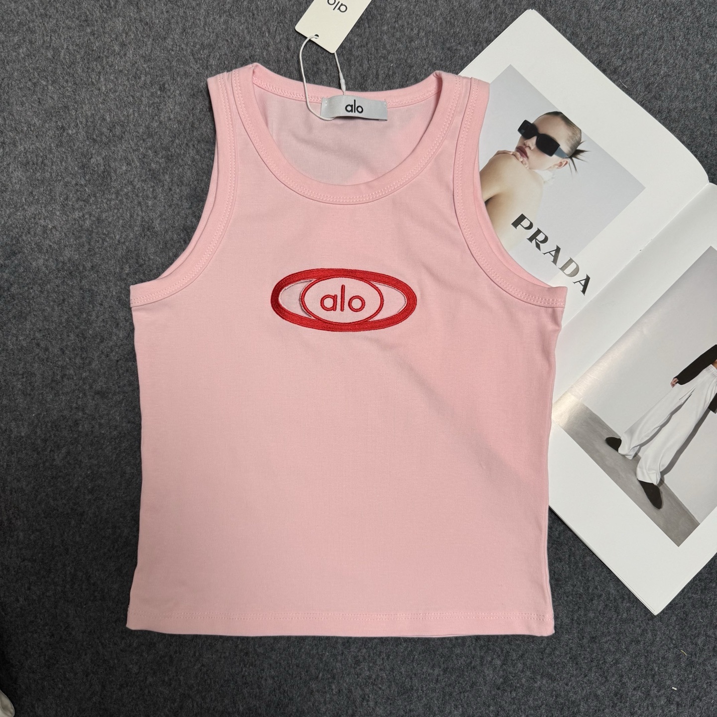 A style Embroidered Letters Hollow Waist Vest