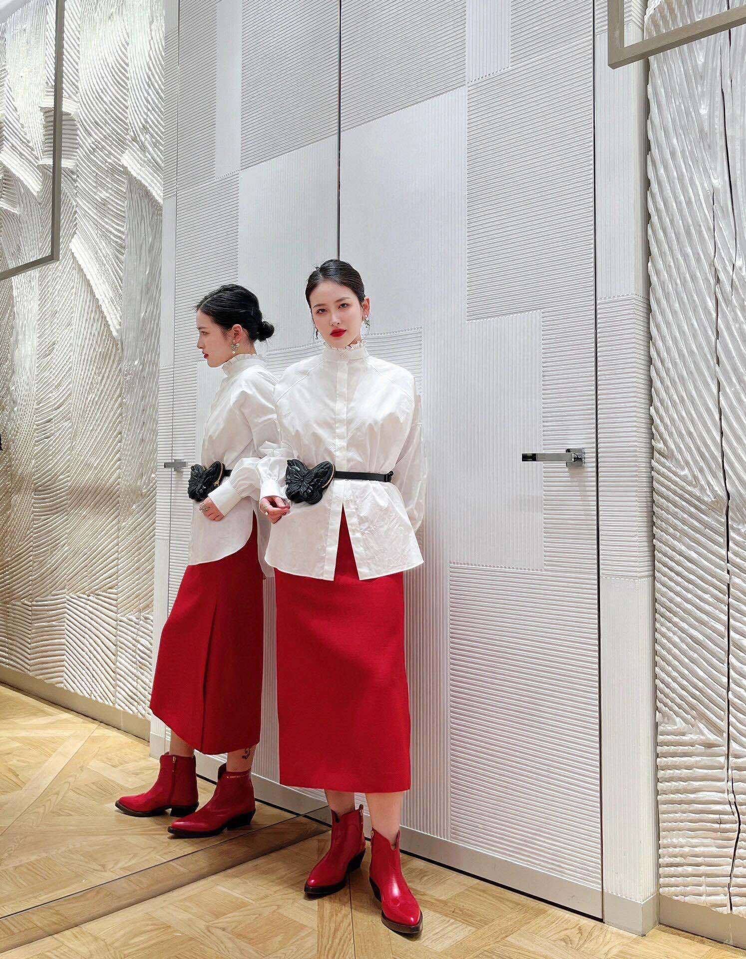 D style Ruffled Stand Collar Long Sleeve Shirt