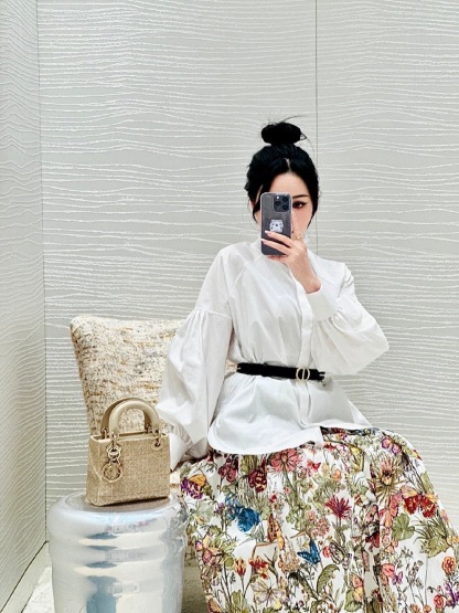 D style Ruffled Stand Collar Long Sleeve Shirt