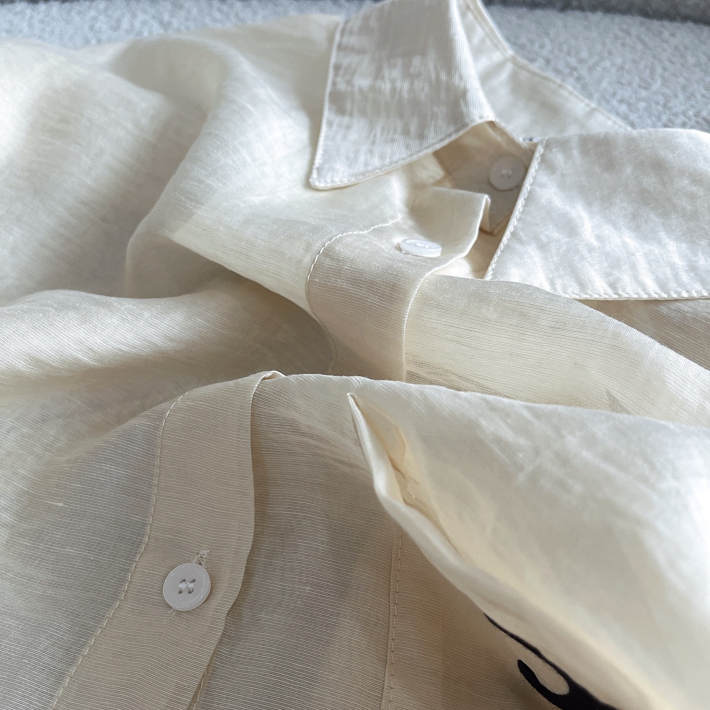 C style Embroidered sun protection shirt