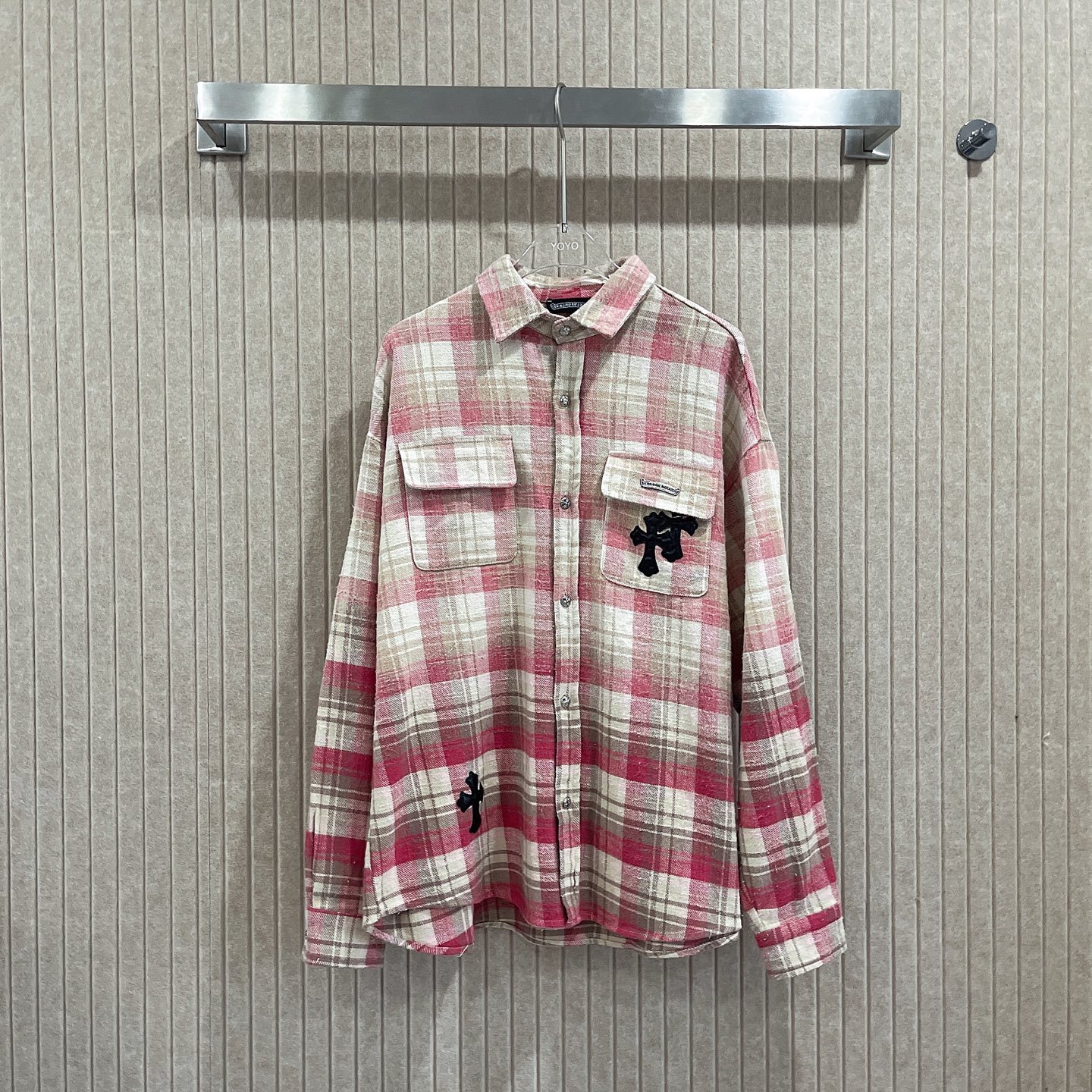 C style Brushed Cross Leather Label Shirt