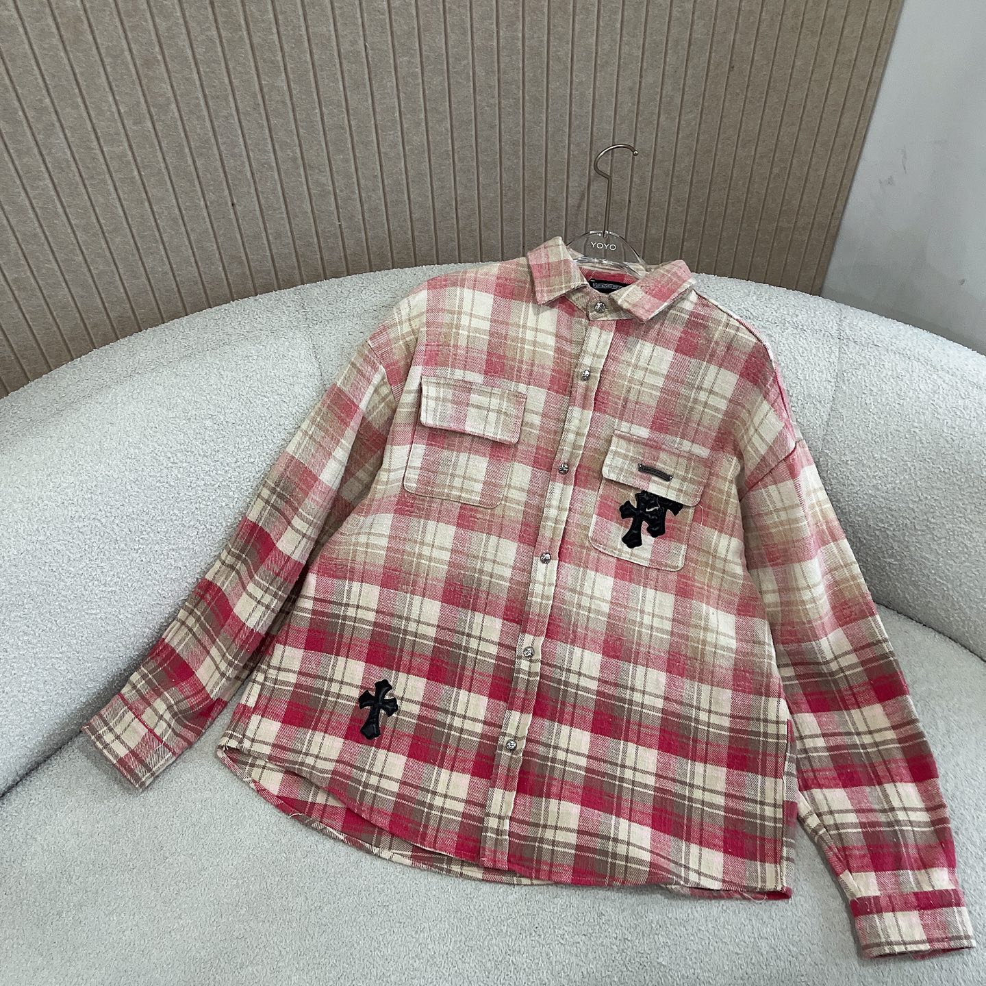 C style Brushed Cross Leather Label Shirt