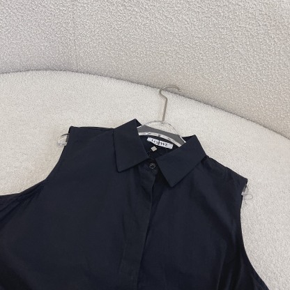 L style Sleeveless shirt with crinkled leather patch and lapel collar